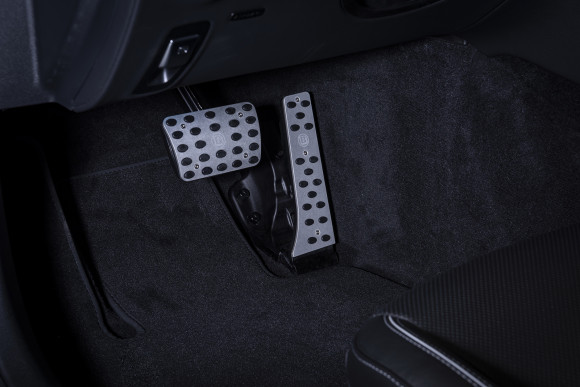 Накладки на педали алюминиевые Brabus Накладки на педали алюминиевые Brabus